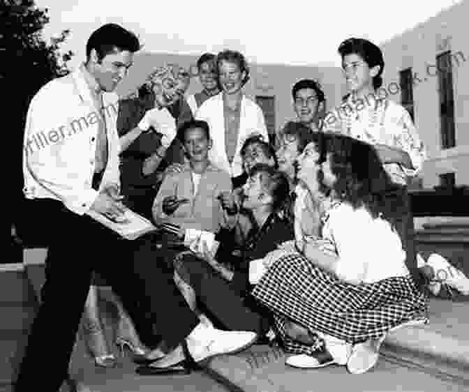 Elvis Presley Meeting Fans In Memphis In 1957 Meeting Elvis: Vol 1 My Treasured Memories (My Treasured Memories Of Elvis)